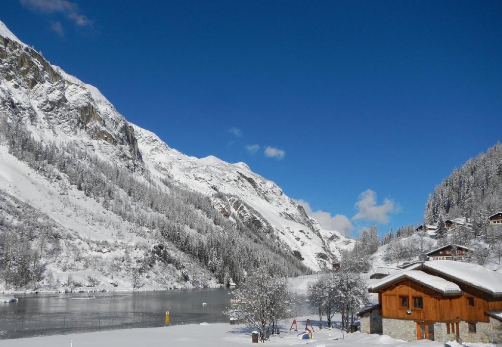 Chalet Chardons Hostel Тінь Екстер'єр фото
